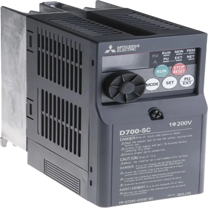 Mitsubishi FR-D720S-025-SC 0,40KW Monofaz İnvertör — görsel 1